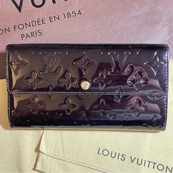 Louis Vuitton Wilshire PM Rouge Fauvist & Vernis Amarante Sarah Wallet Set - Picture 11 of 17